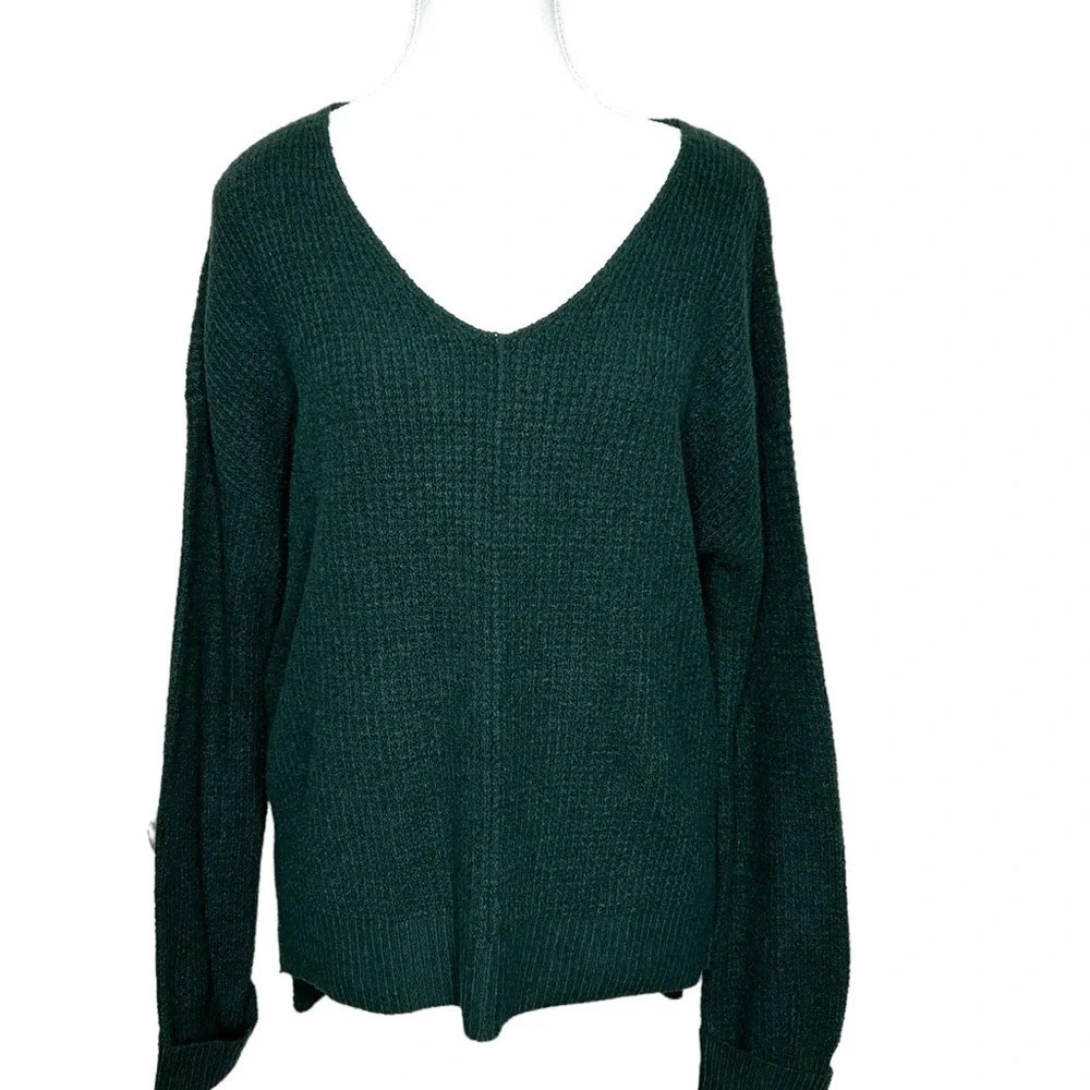 Jessica Simpson Green V Neck Sweater SZ L